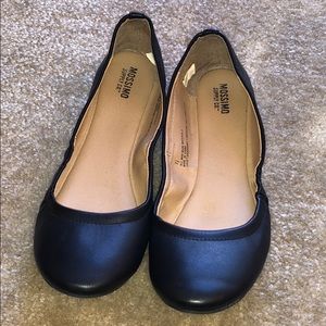 Black Flats